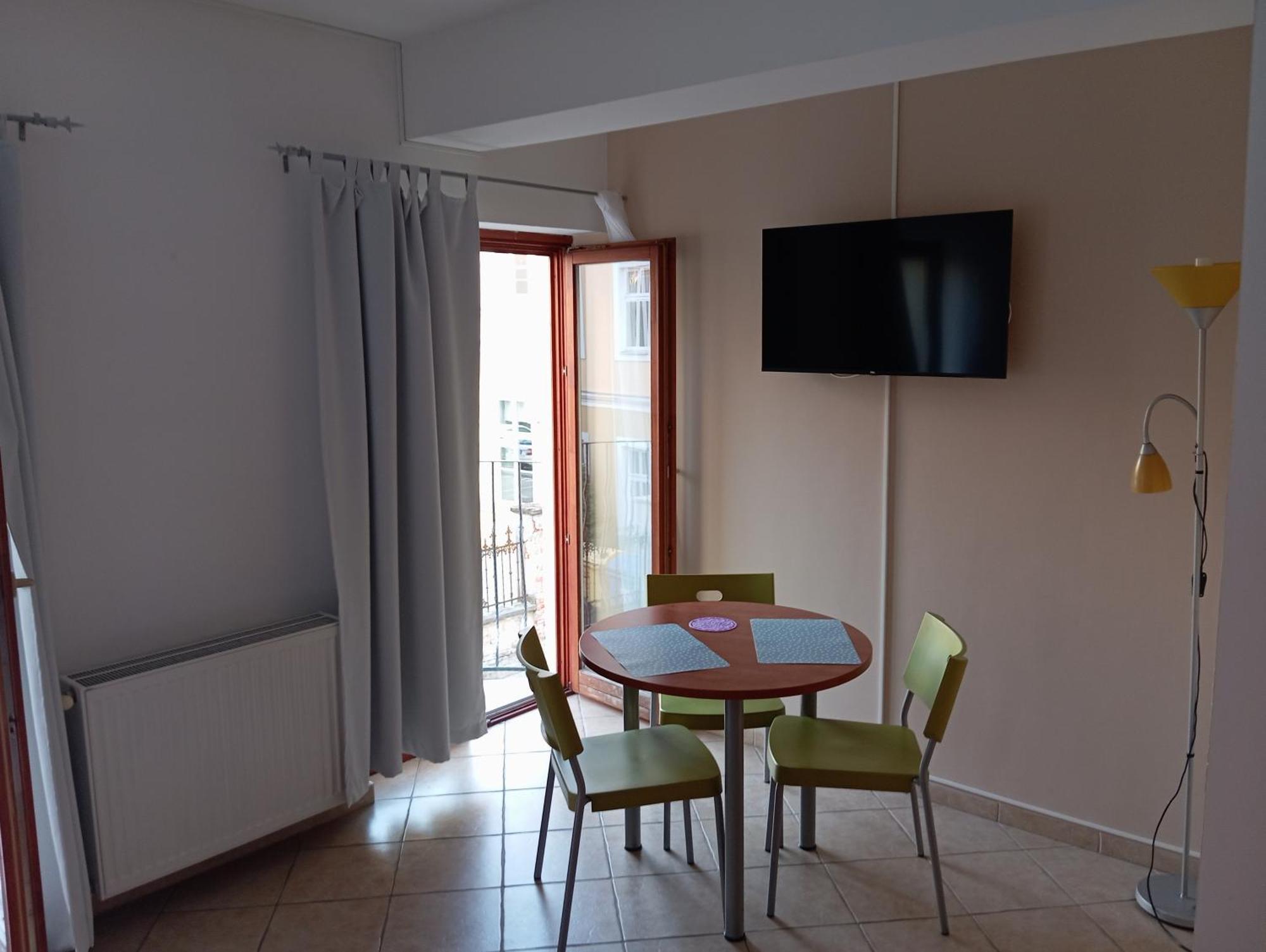 Szent Kristof Apartmanhotel Zalaegerszeg Buitenkant foto