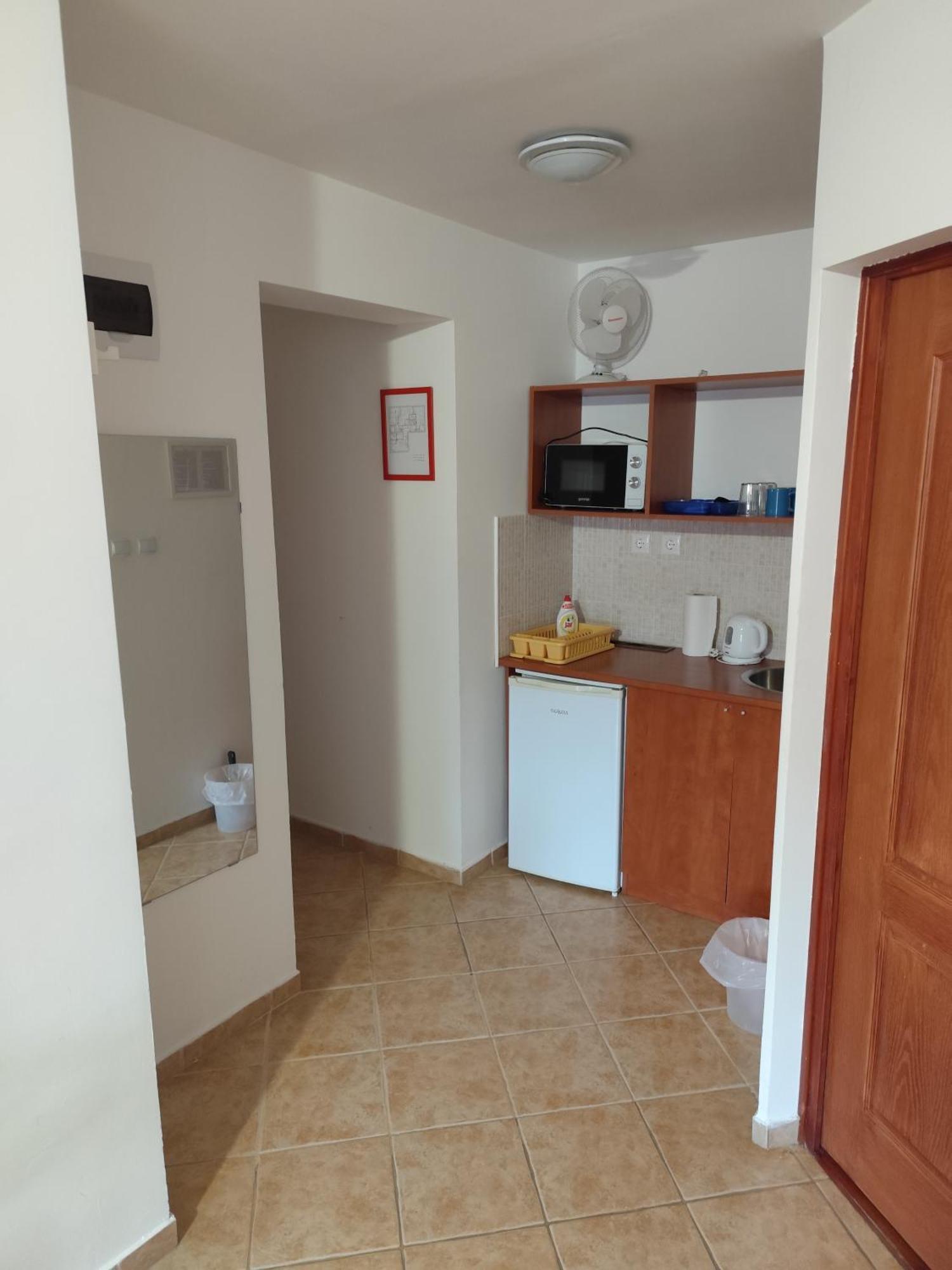 Szent Kristof Apartmanhotel Zalaegerszeg Buitenkant foto