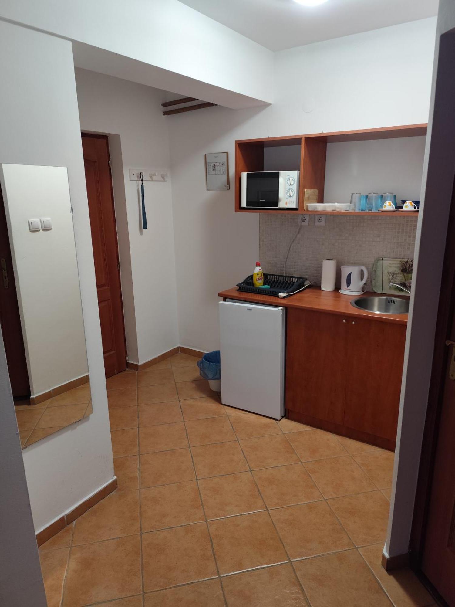 Szent Kristof Apartmanhotel Zalaegerszeg Buitenkant foto