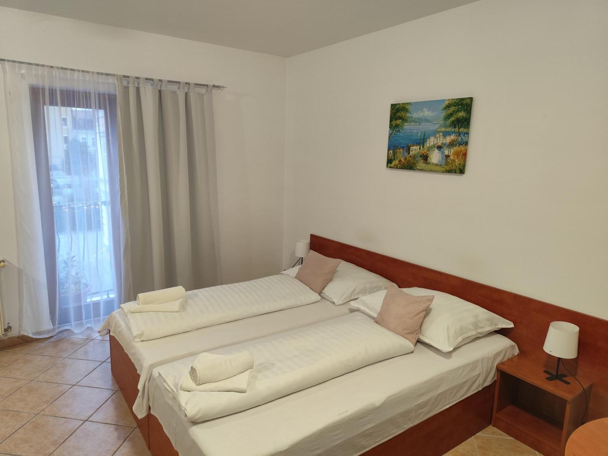 Szent Kristof Apartmanhotel Zalaegerszeg Buitenkant foto